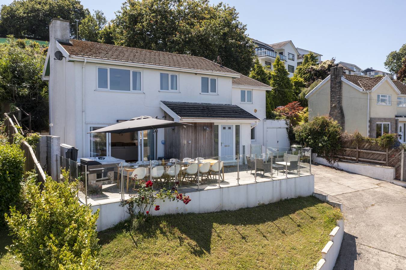 Am Byth - Spectacular Sea Views and Hot Tub in Saundersfoot, Pembrokeshire