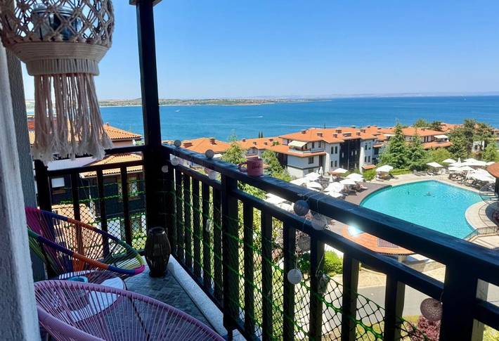 Apartament wakacyjny dla 4 osób, z basen i widok oraz ogród, Dla rodziny w Sozopol