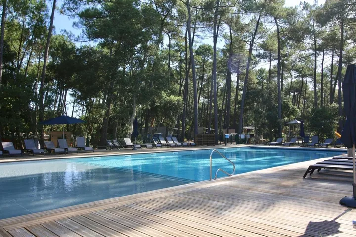 Resort for 5 people, with pool and sauna as well as garden, with pets - 1