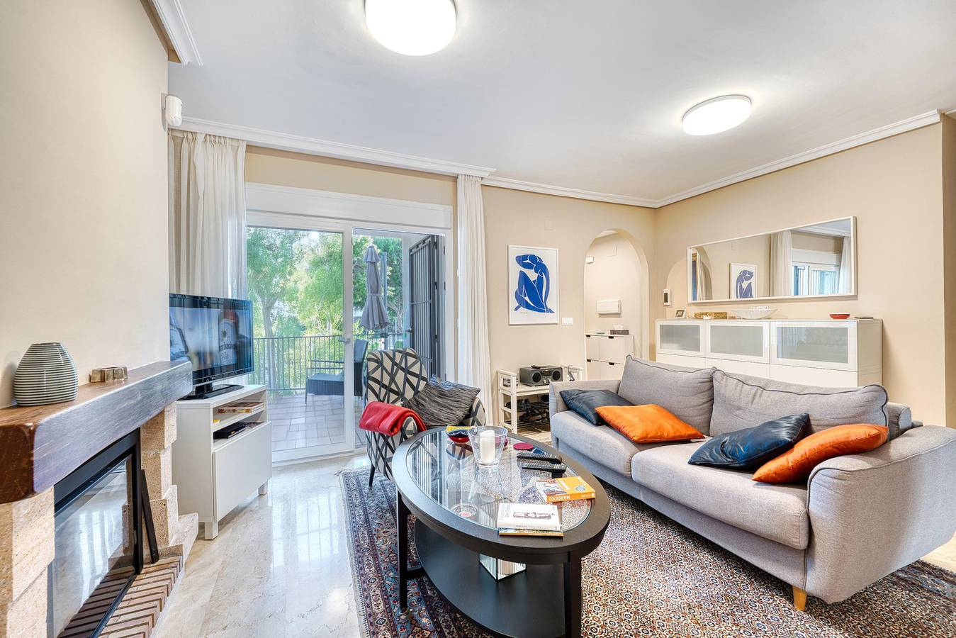 3027 Exclusive Family Retreat Near Marbella Beach in Las Chapas, Marbella