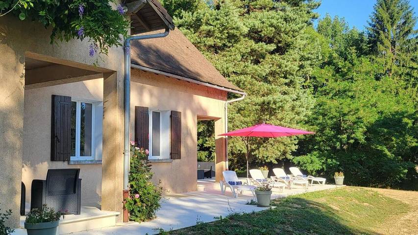 Location de vacances pour 12 personnes, avec vue et jardin, animaux acceptés à Saint-Mathieu - 3