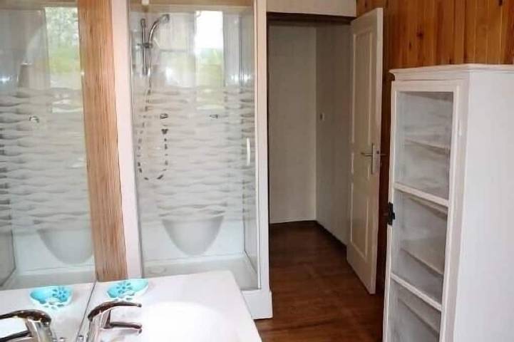 Gîte pour 6 personnes, avec balcon et jardin à Cussy-en-Morvan - 4