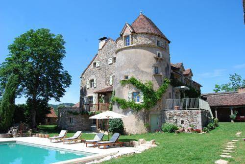 Chambre d’hôte pour 2 personnes, avec vue ainsi que piscine et jardin à Calvignac - 2