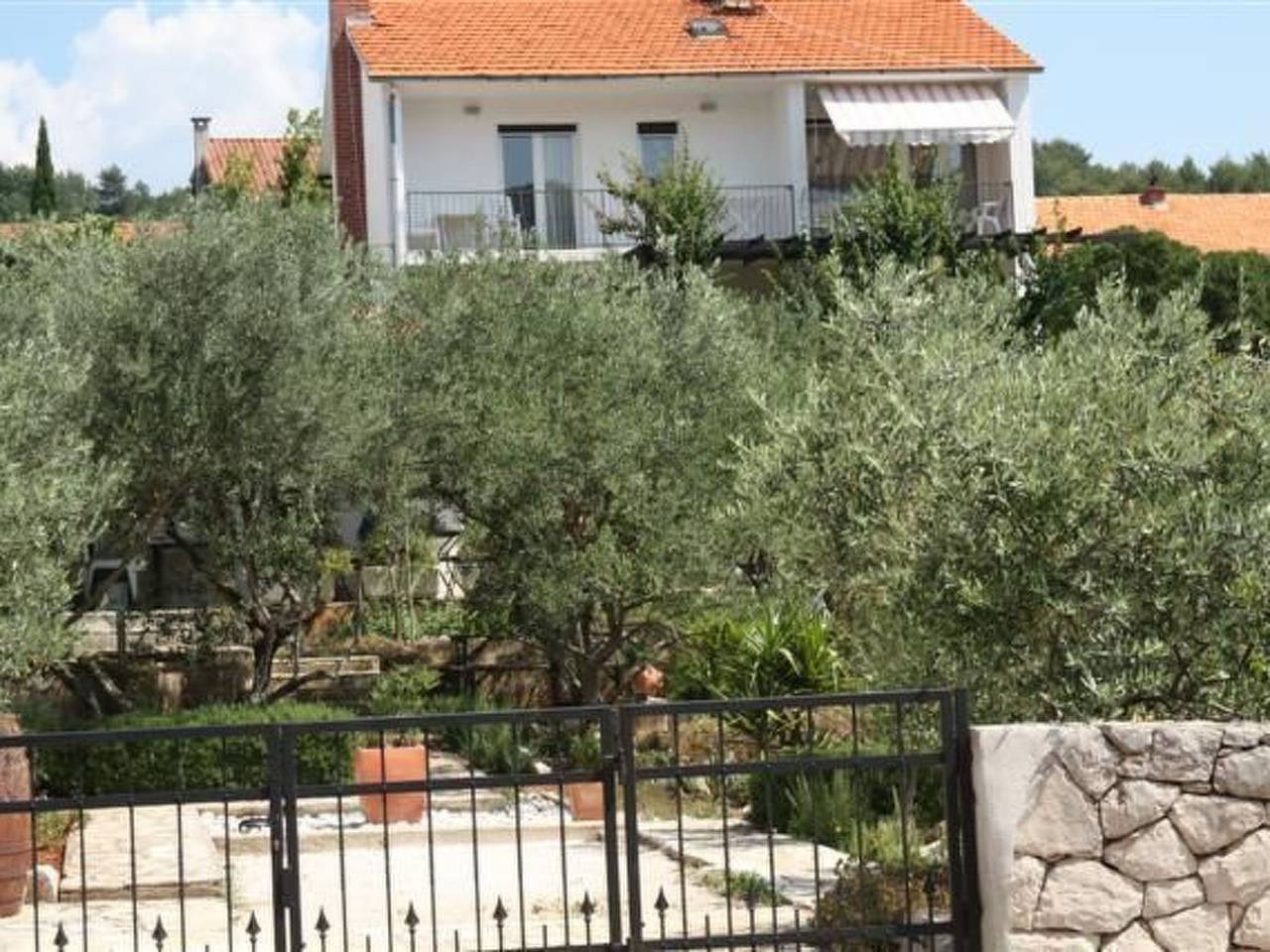 Appartement entier, Tihana mit mediterranem Garten in Stari Grad, Hvar