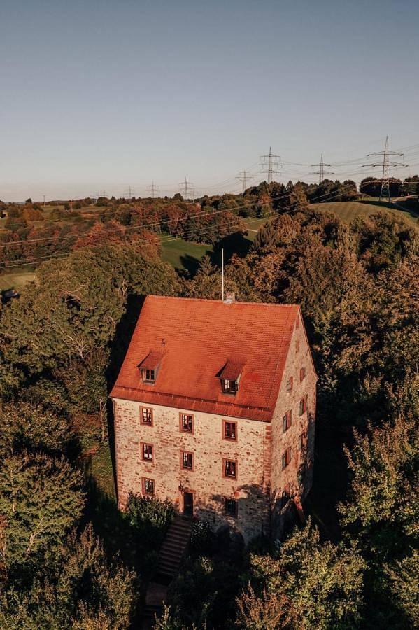 Ferienhaus für 18 Personen, mit Terrasse und Garten sowie Ausblick in Wiesloch
