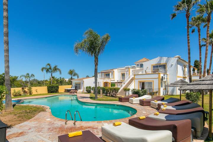 Chalet para 15 personas, con piscina además de jacuzzi y jardín en Algarve - 3