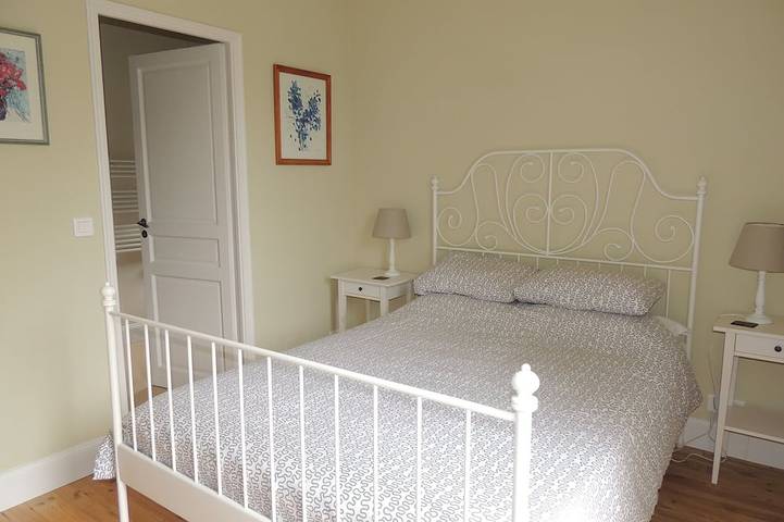 Location de vacances pour 5 personnes, avec balcon et jardin à Perpezac-le-Blanc - 3