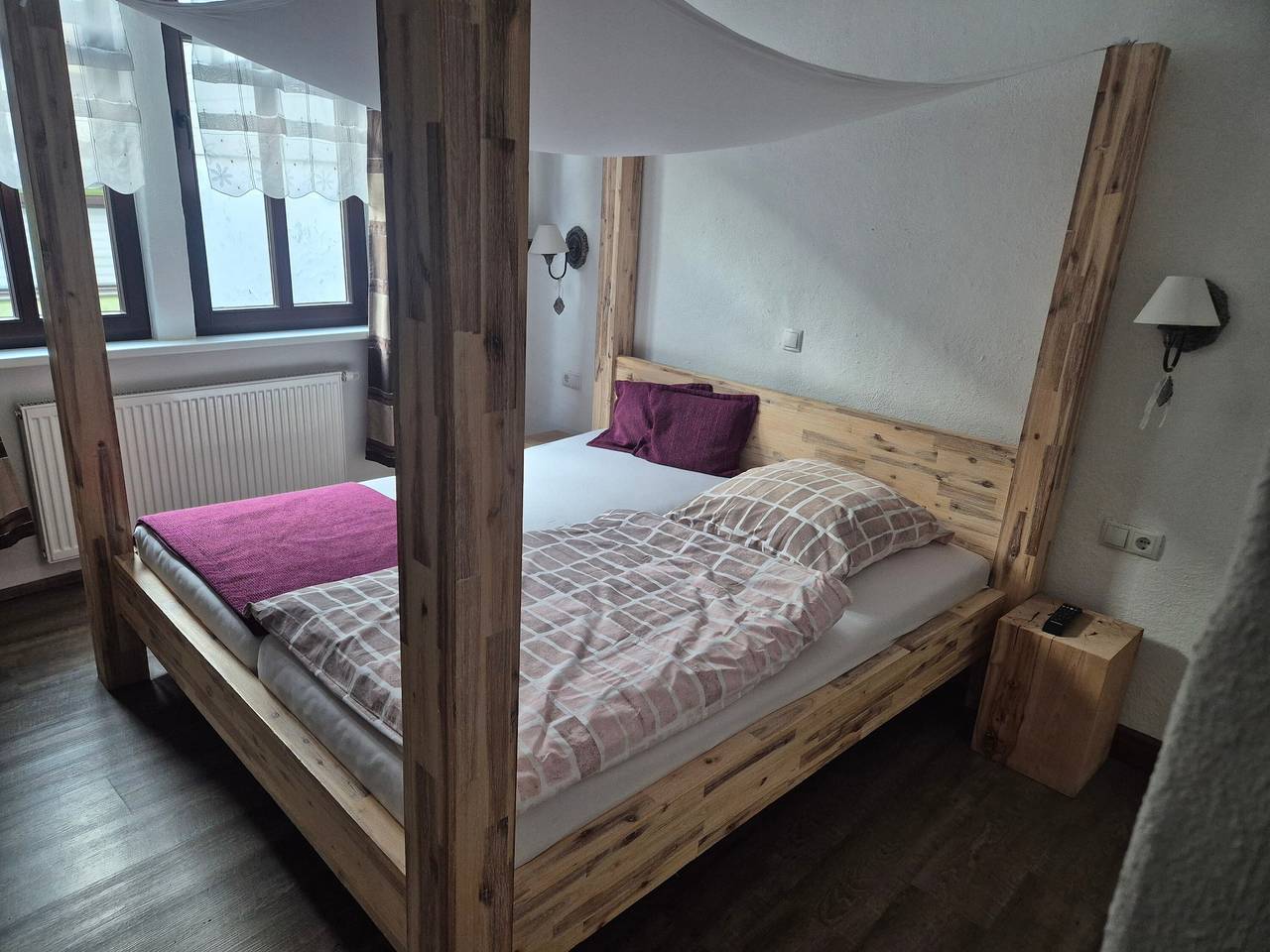 Entire apartment, Apartment '1' with Shared Terrace in Braubach, Middlerhine