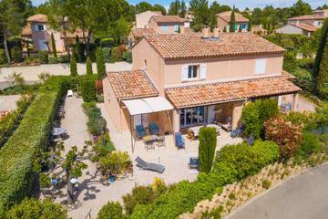 Cottage pour 6 personnes à Nans-les-Pins