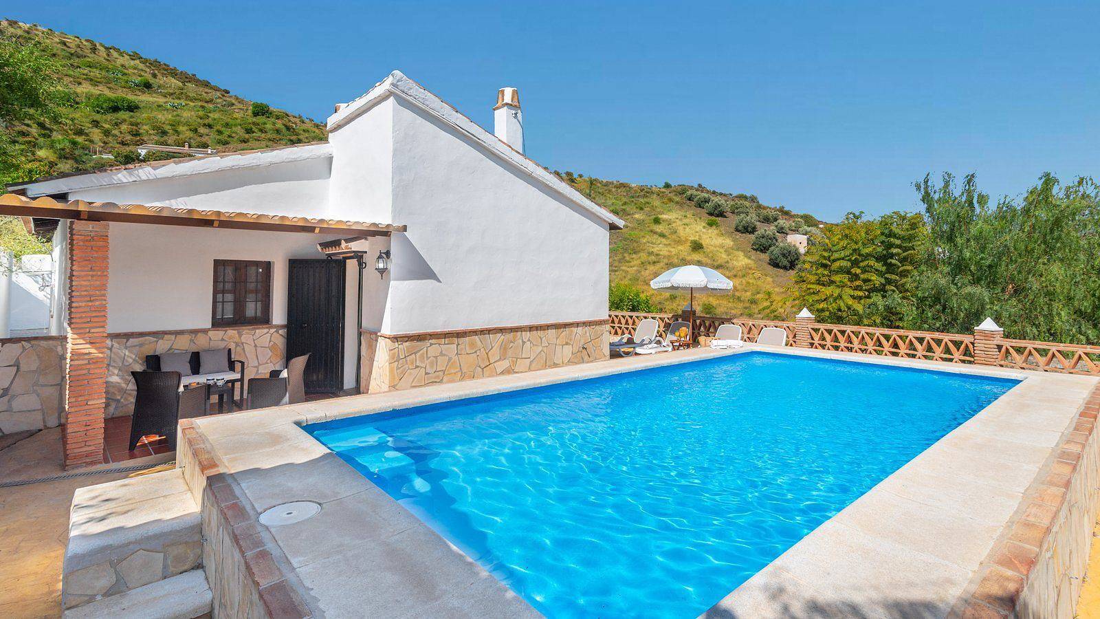 Los Almendros de Manuela El Borge by Ruralidays in El Borge, Málaga Provinz