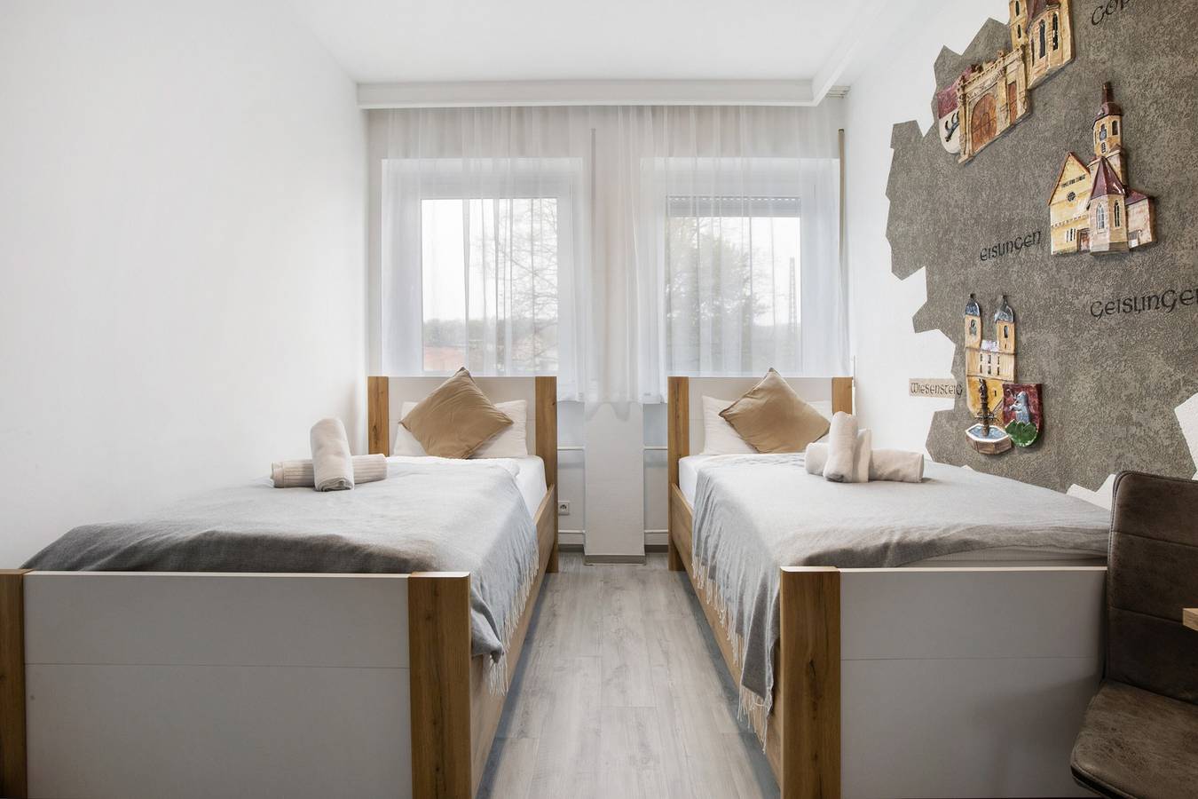 Ganze Wohnung, Ferienwohnung 'Deluxe' mit Bergblick, Gemeinschaftsterrasse und Wlan in Göppingen, Landkreis Göppingen