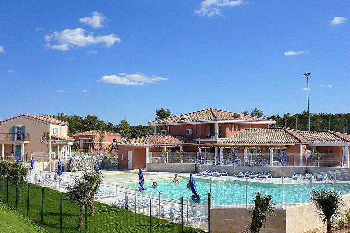 Holiday home for 6 people, with pool and terrace, with pets - 1