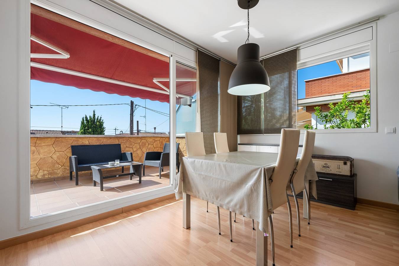 Maison de vacances "Villa Sabela" avec vue sur la mer, piscine partagée et Wi-Fi in Calafell, Costa Dorada