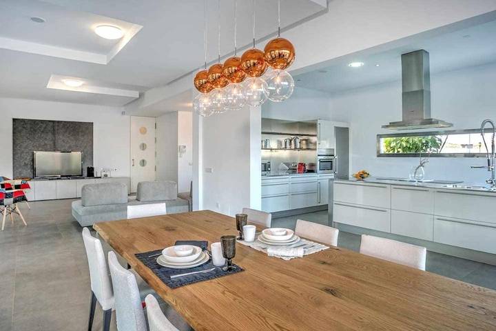 Chalet para 6 personas, con jacuzzi y balcón además de jardín y piscina en Fuerteventura - 3