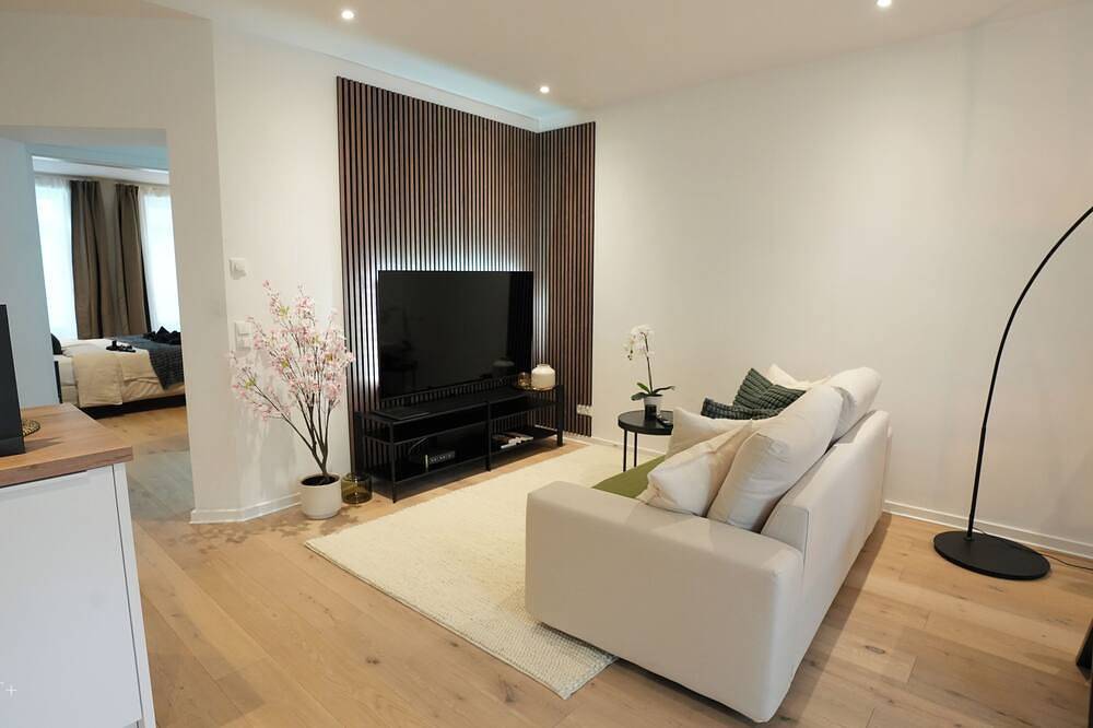 Ganze Wohnung, Stylisches Design Boutique-Apartment - inkl. Kaffeevollautomat & Ambilight in Leipzig-Ost, Leipzig
