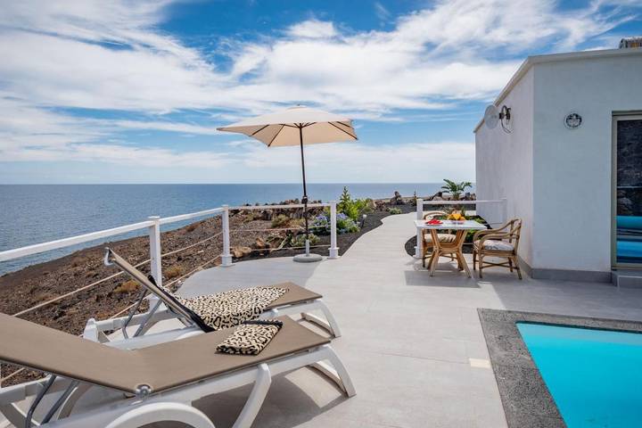 Gîte pour 2 personnes, avec piscine ainsi que jardin et vue à La Lajita - 3