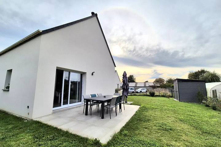 Location de vacances pour 9 personnes, avec jardin à Hirel - 3