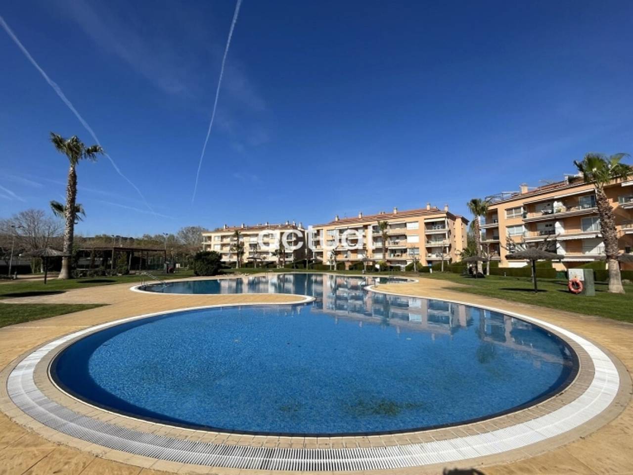 Entire apartment, Apartment in Platja d'Aro: 2 bedrooms, elevator, pool, tennis in Platja d'Aro, Costa Brava