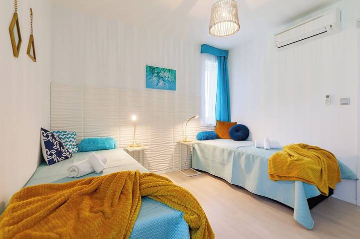 Ganze Wohnung, Luxury Lakefront Hideaway – Nature at Your Doorstep Blue4 Apartment-Balatonfűzfő in Balatonfűzfő, Plattensee nordufer