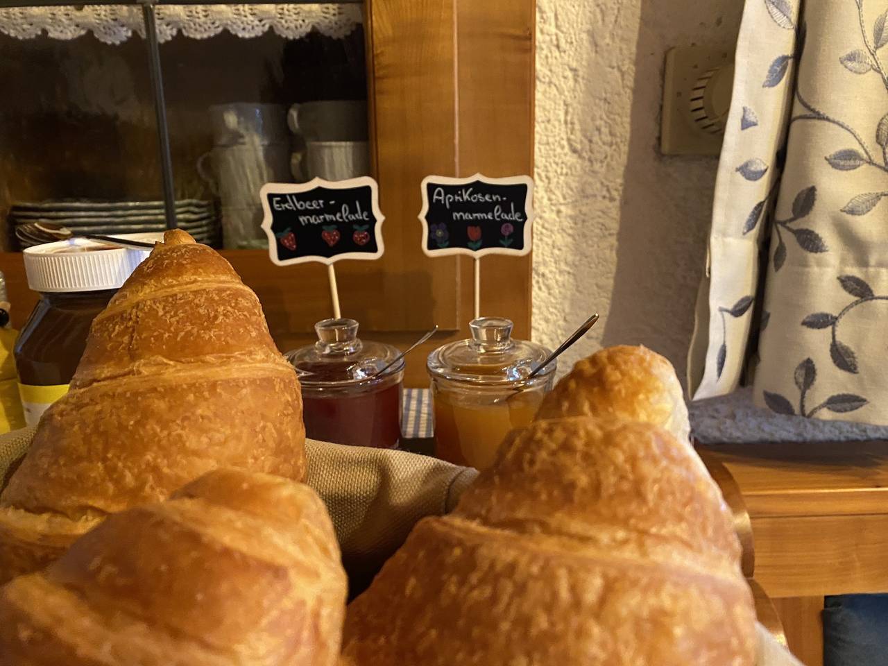 Homerhof - Hofmann Johann junior | Chiemgau Karte - Doppelzimmer 5, ca. 15 qm mit Balkon bis 2 Personen in Rottau, Grassau