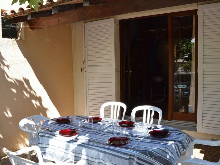 Location de vacances pour 4 personnes, avec piscine et terrasse, animaux acceptés à Fleury - 3