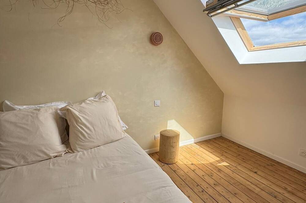 Ka-za house, jacuzzi \"3-star furnished tourism accommodation\". in Saint-Martin-des-Champs, Ceinture Dorée