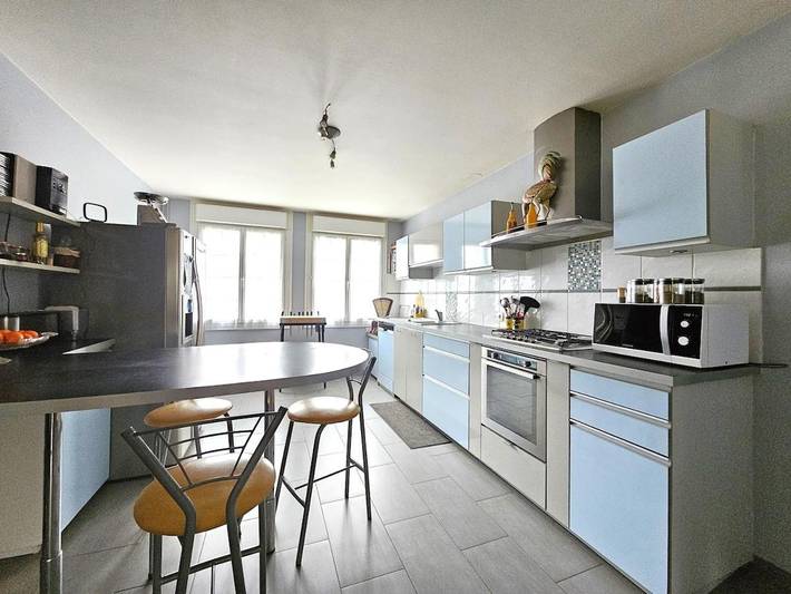Maison d’hôte pour 12 personnes, avec terrasse et piscine à Changé - 3