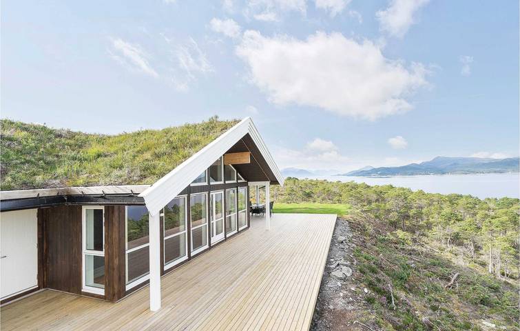 Ferienhaus für 6 Personen, mit Terrasse in Tingvoll