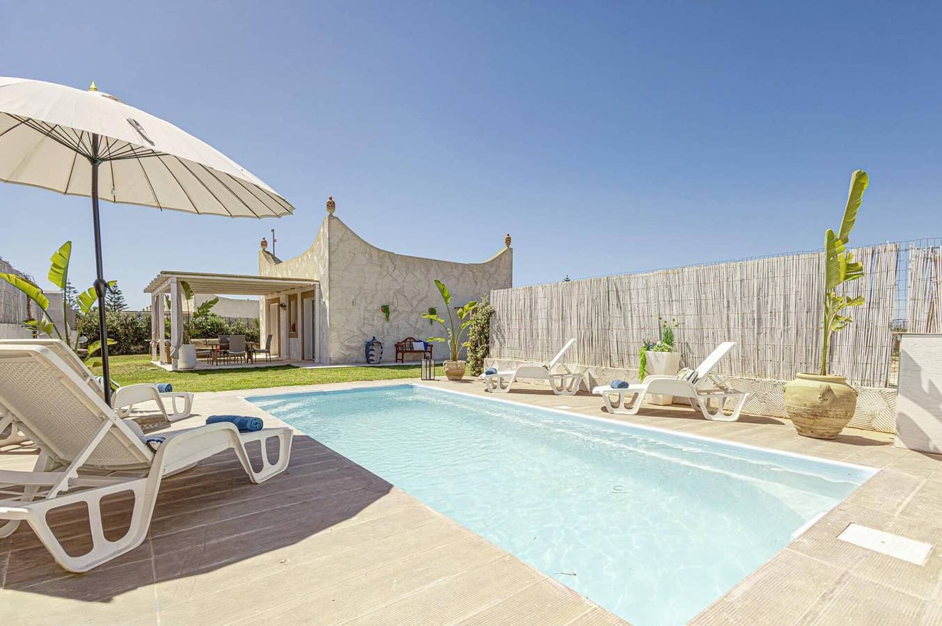 Villa Gialla by Villa Plus in Santa Maria del Focallo, Ispica