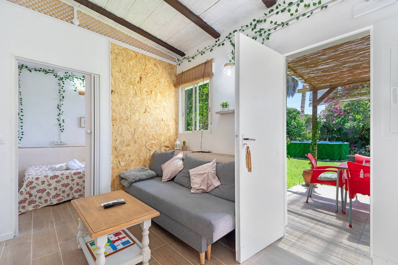 Holiday Home 'Casa Limonero' with Private Pool, Wi-Fi and Air Conditioning in Los Franceses-La Vega, Chiclana de la Frontera