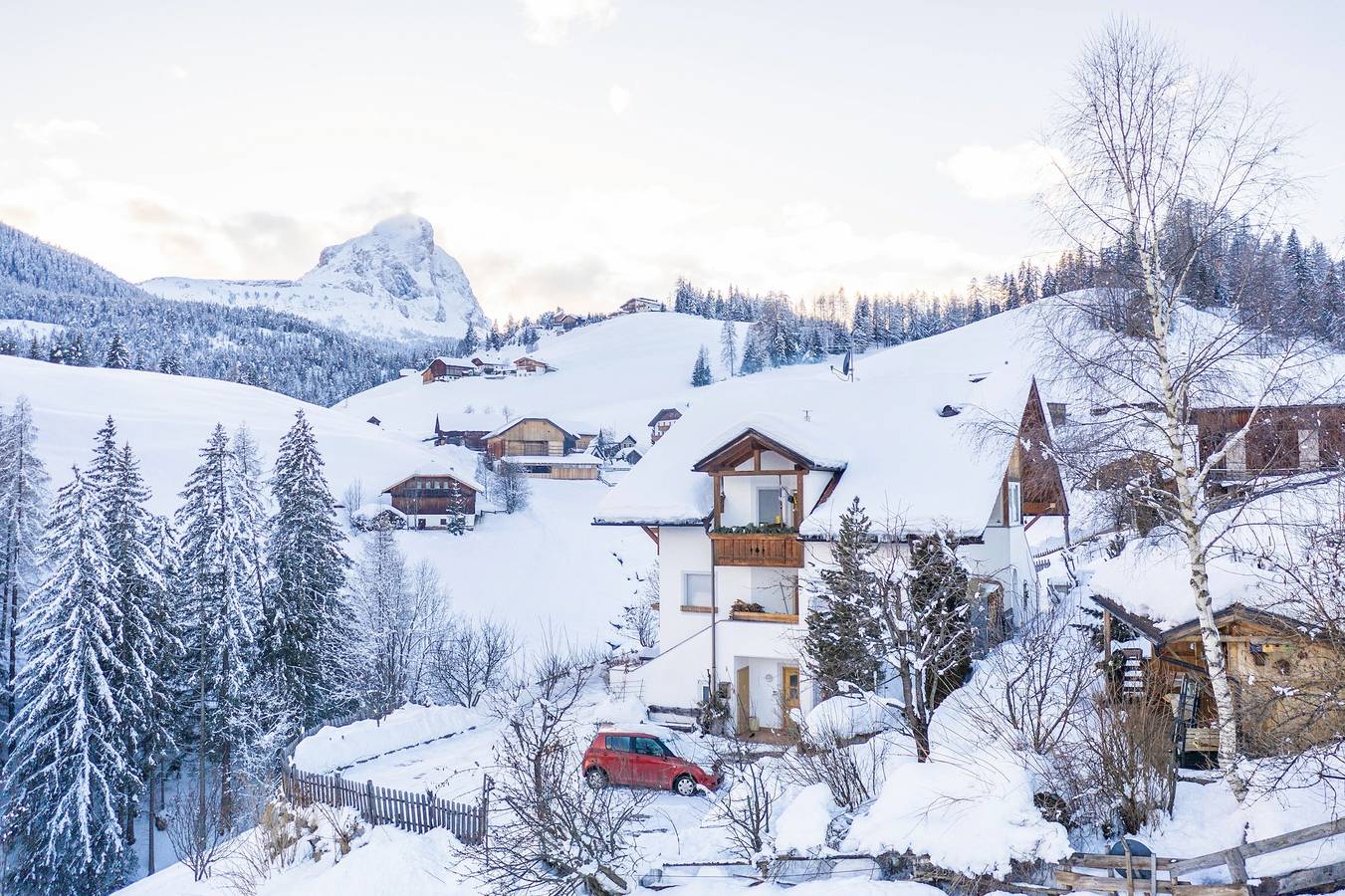 Entire apartment, Holiday Apartment A in House Belodei with Mountain View & Wi-Fi; Parking Available in Pikolein, St. Martin in Thurn