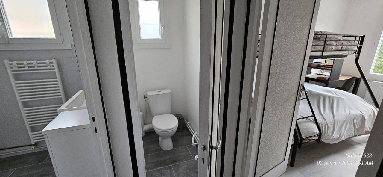 Three-Bedroom House in Coulanges-sur-Yonne, Région d'Auxerre