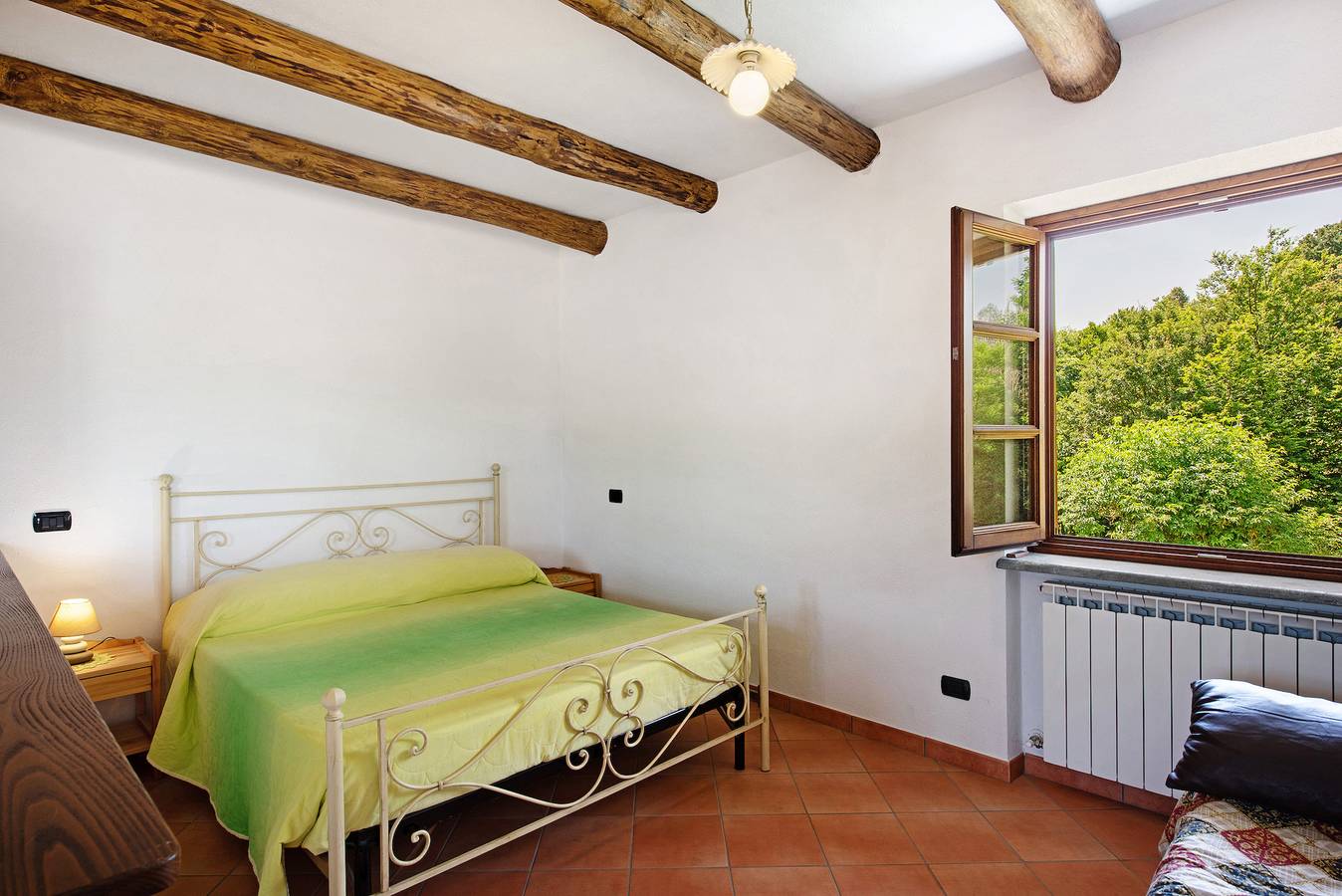 Entire studio, Studio Apartment 'Ant Ra Prina Chiaro Pino' with Mountain View and Shared Garden in Sassello, Savona Province