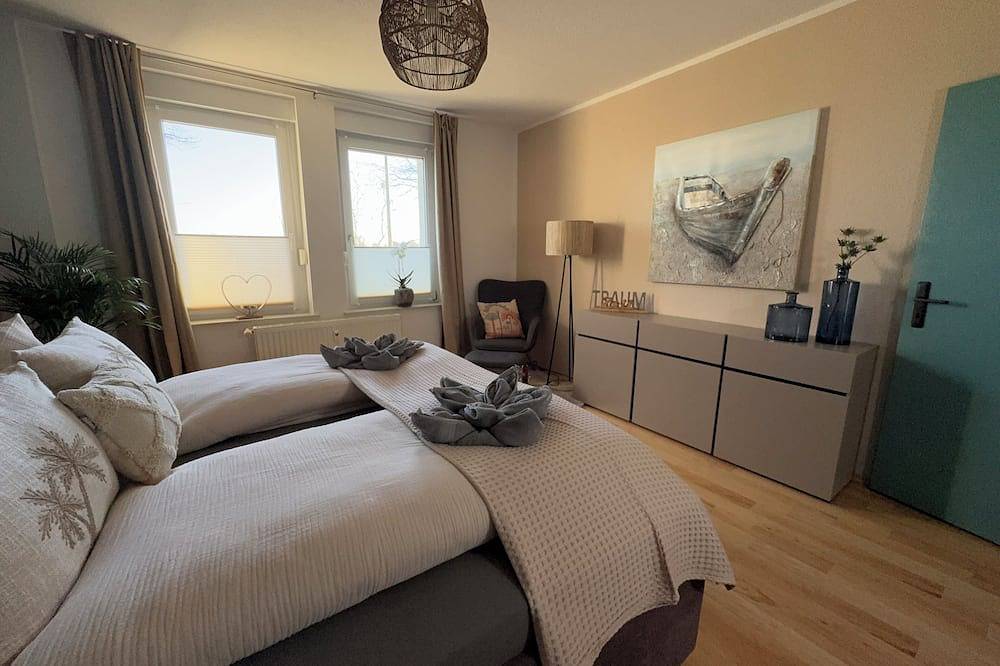 Ferienwohnung 1 im Beachhouse am Goitzschesee - strandnah & familienfreundlich in Bitterfeld, Bitterfeld-Wolfen