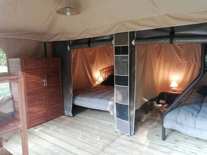 Tente pour 5 personnes, avec sauna dans Indre - 4