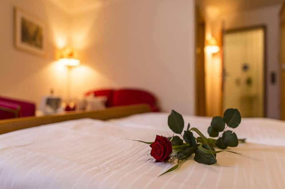 Ganze Wohnung, Komfort Doppelzimmer in Gottenheim, Südschwarzwald