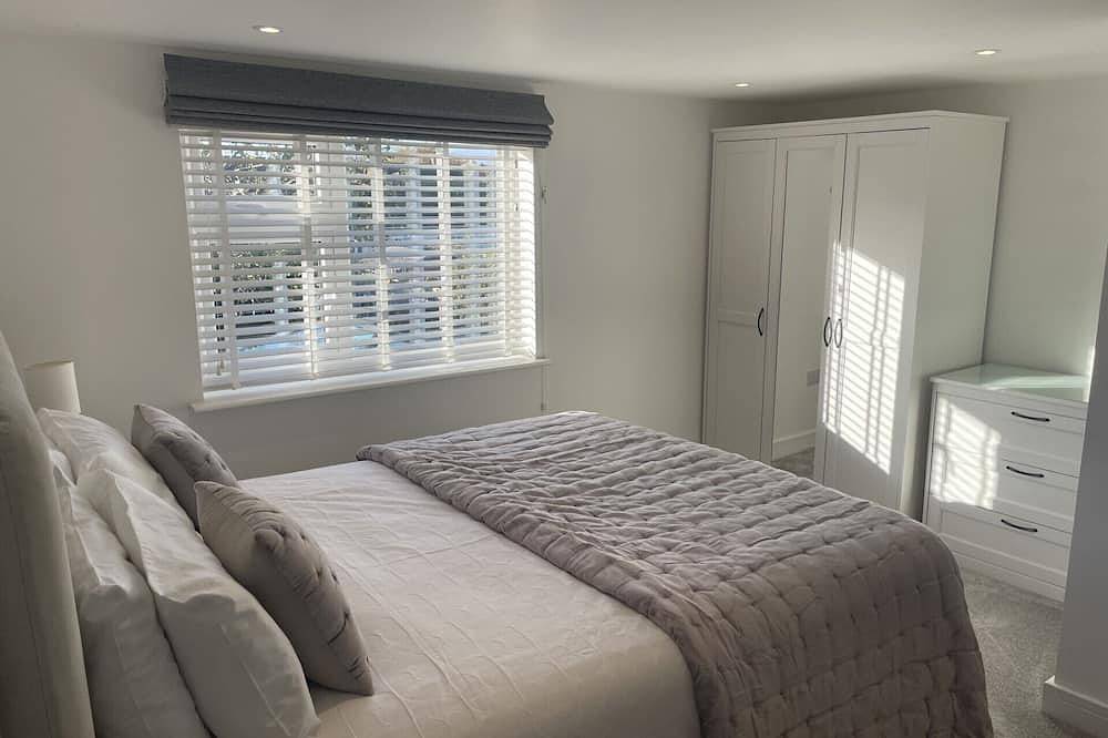 Prime location by the beach and New Forest  4 bedroom, 3 bathrooms in Dorset