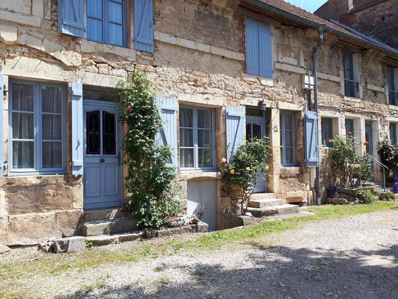 La Cour in Flavigny-sur-Ozerain, Région de Montbard