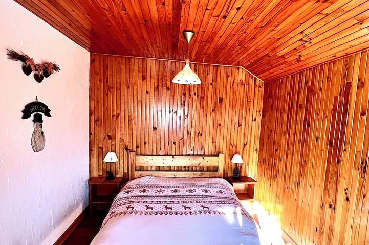 Gîte pour 15 personnes, avec balcon dans Office de Tourisme de Doucy Combelouvière - 4