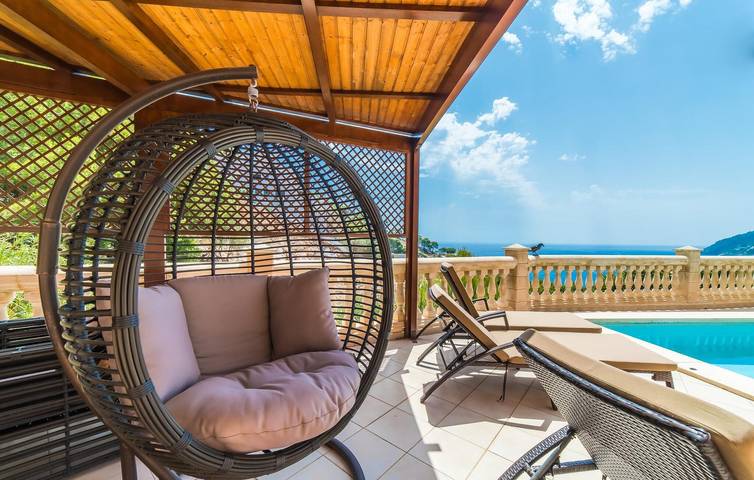 Ferienhaus für 8 Personen, mit Terrasse und Pool in Canyamel - 2