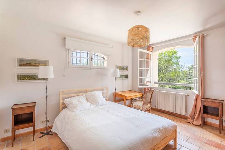 Location de vacances pour 8 personnes, avec jardin à Plan-d'Aups-Sainte-Baume - 2