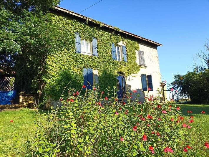 Chambre d’hôte pour 2 personnes, avec Terrasse et Jardin à Couloumé-Mondebat