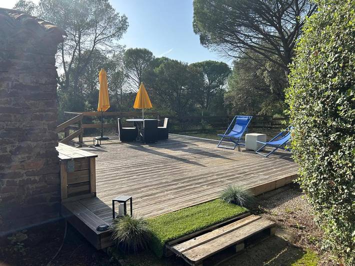Location de vacances pour 2 personnes, avec piscine ainsi que jardin et vue, animaux acceptés à Le Cannet-des-Maures - 4