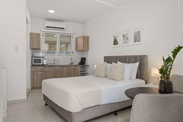 Ferienwohnung für 2 Personen, mit Ausblick und Terrasse in Paphos