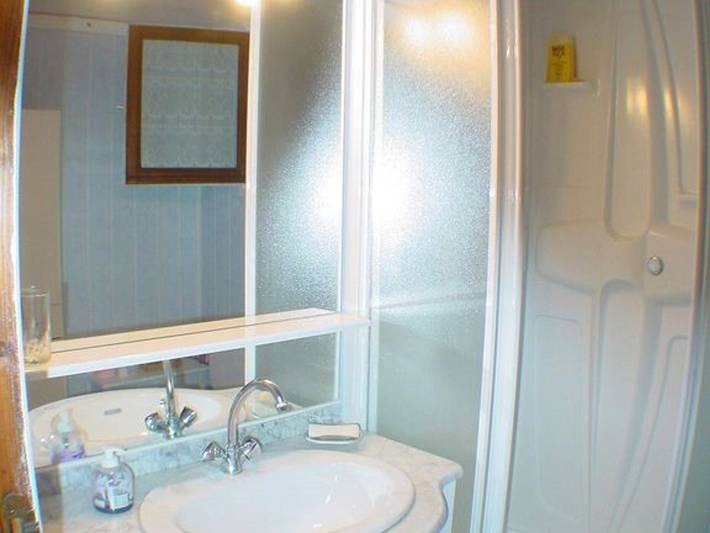 Chalet in Barcelonnette nahe Golfplatz, 3 Schlafzimmer, bis zu 8 Personen in Barcelonnette, Espace Lumière