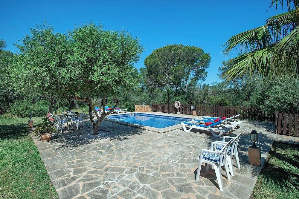 Single Storey Villa, A/C, Private Pool - Just a 5min Walk to the Picturesque Cove of Cala Sa Nau! in Cala Sa Nau, Felanitx
