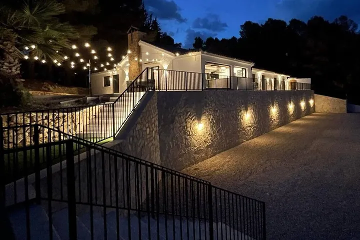 Villa für 15 Personen, mit Garten - 1