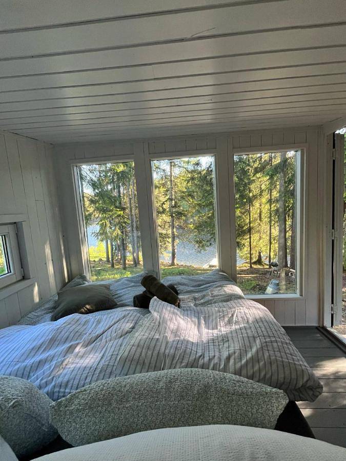 Bungalow für 2 Personen, mit Garten und Ausblick sowie Seeblick, mit Haustier in Norwegen