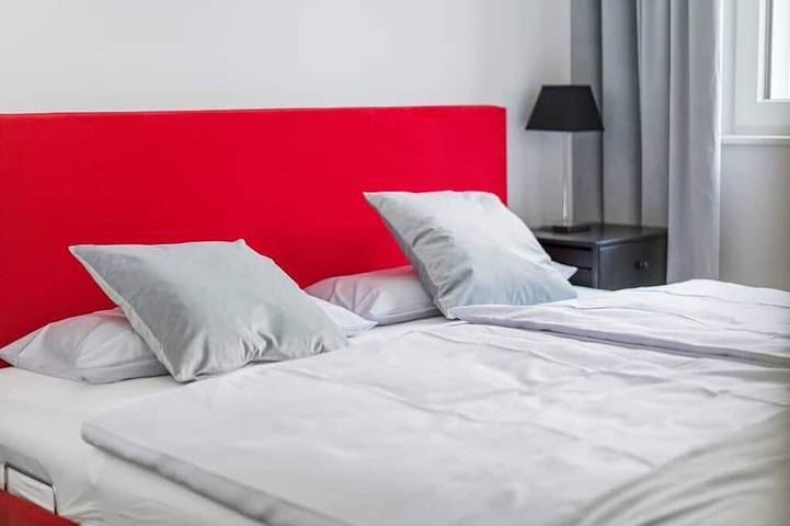 Ganze Wohnung, Apartment mit Garten und überdachter Terrasse – Gartenzeit in Gmunden, Bezirk Gmunden