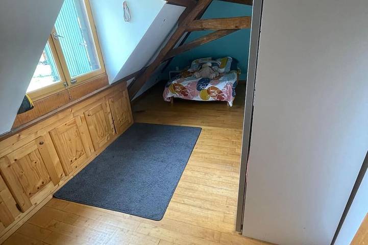 Location de vacances pour 12 personnes, avec jardin et terrasse à La Bridoire - 2